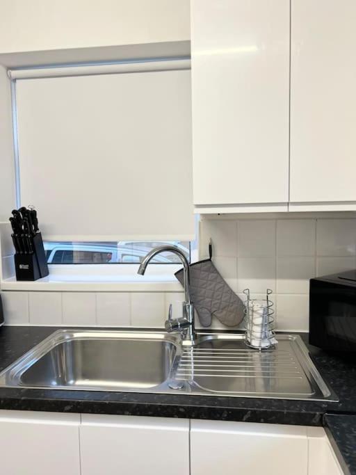 New Fully Furnished Cosy Home Balderton Buitenkant foto