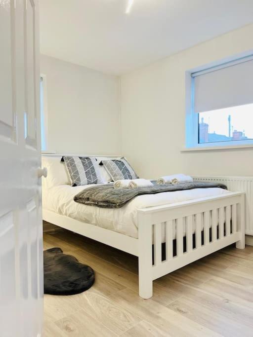 New Fully Furnished Cosy Home Balderton Buitenkant foto